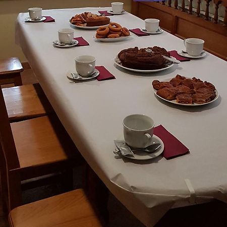 Hotel Ana Cangas De Narcea Kültér fotó