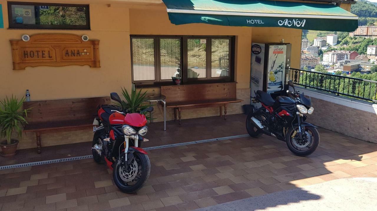 Hotel Ana Cangas De Narcea Kültér fotó